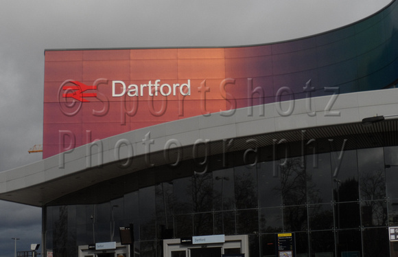 Dartford station