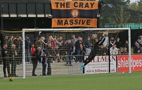 Cray Wanderers 2 (Raymond 39'℗, Adaja 50') Dartford 2 (Callum Jones 32', Olopade 56') n the Isthmian Premier League match.