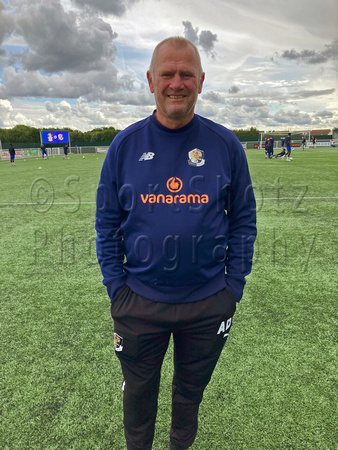 Aveley FC v Dartford FC - Dartford win 0:1 (Harvey Bradbury)