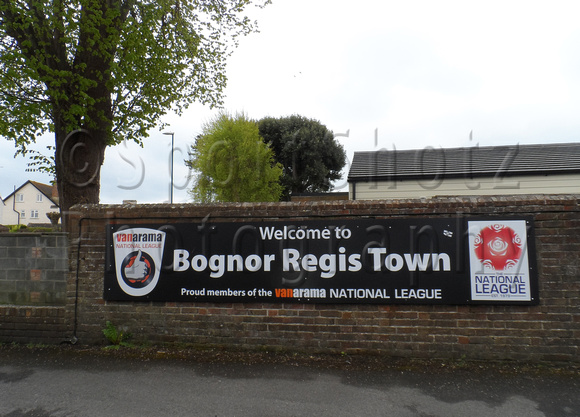 Bognor Regis Town v Dartford