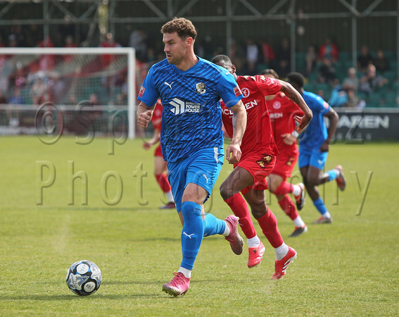 Whitehawk 0: Dartford 1 (Olly Box 62')